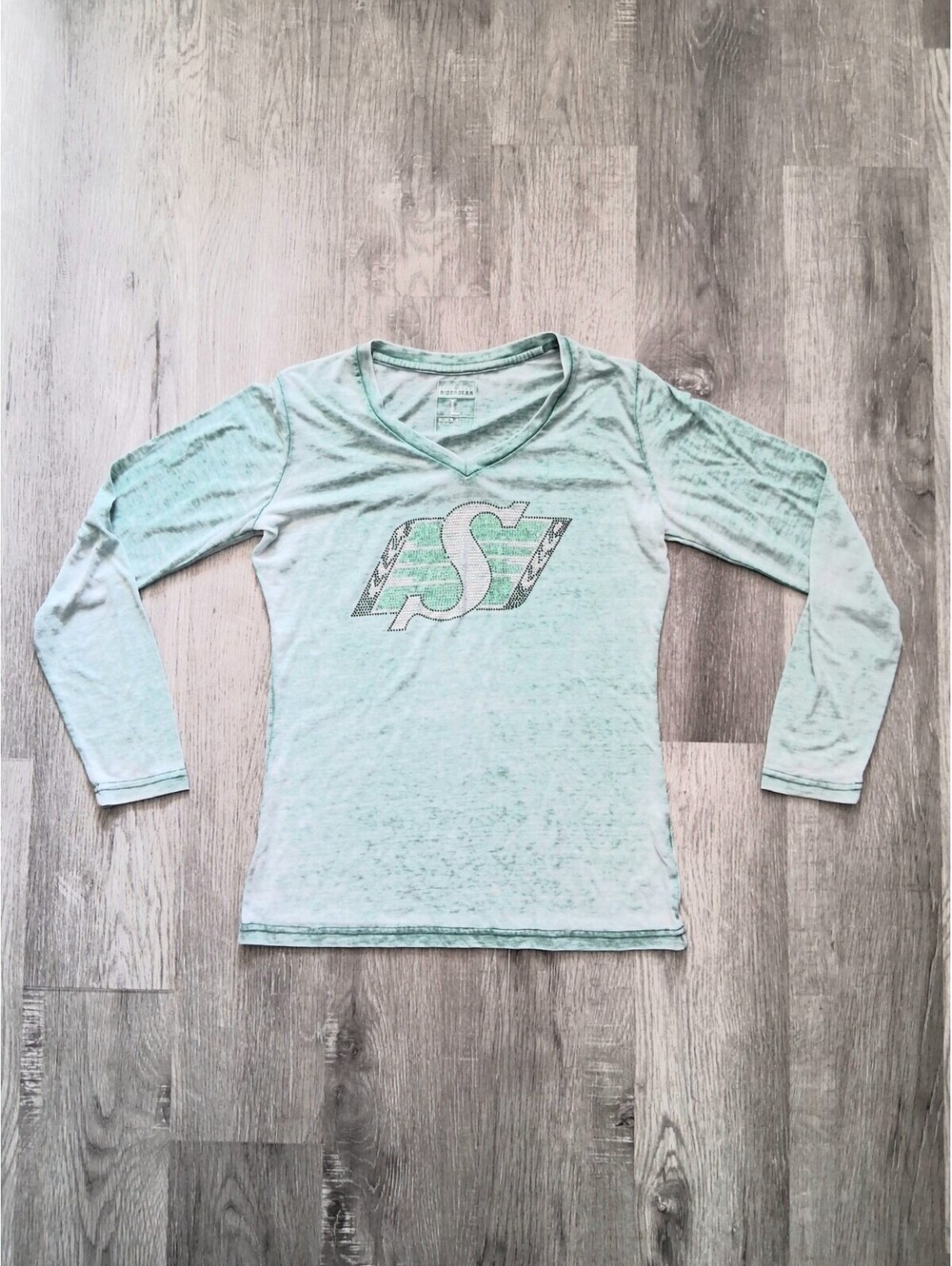 Saskatchewan Roughriders Women's Lg Green Rhinestone Burnout V-Neck Shirt CFL